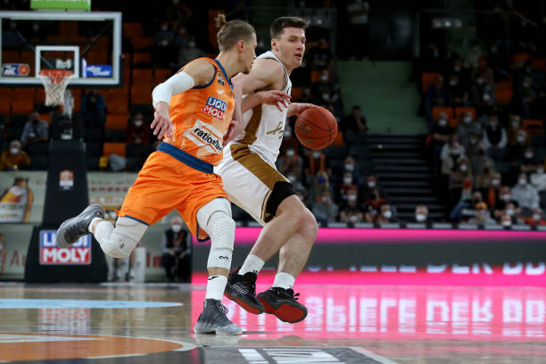 但雷霆与火 但雷霆与火